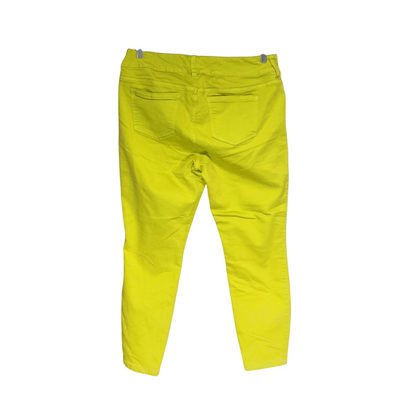 TORRID Green Twill Skinny Pants - Size 16S - Picture 2 of 4